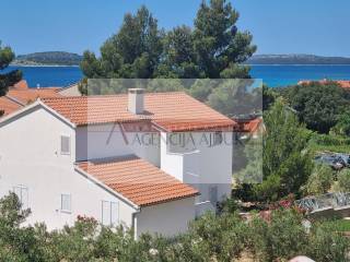 Apartmanska kuca, Prodaja, Sibenik - Okolica, Zaboric