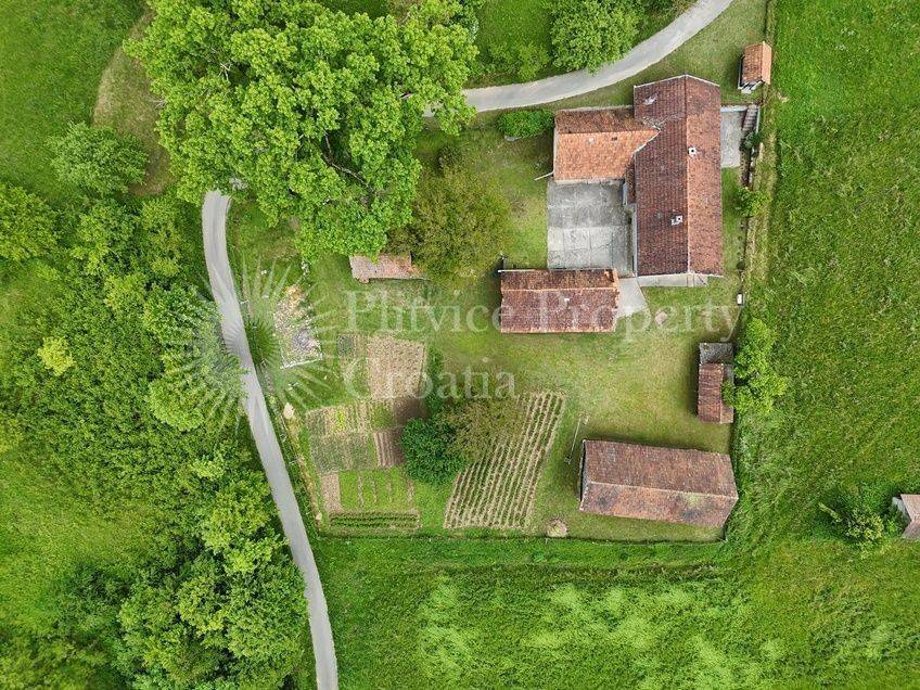 Obiteljska kuća, Prodaja, Krnjak, Keserov Potok