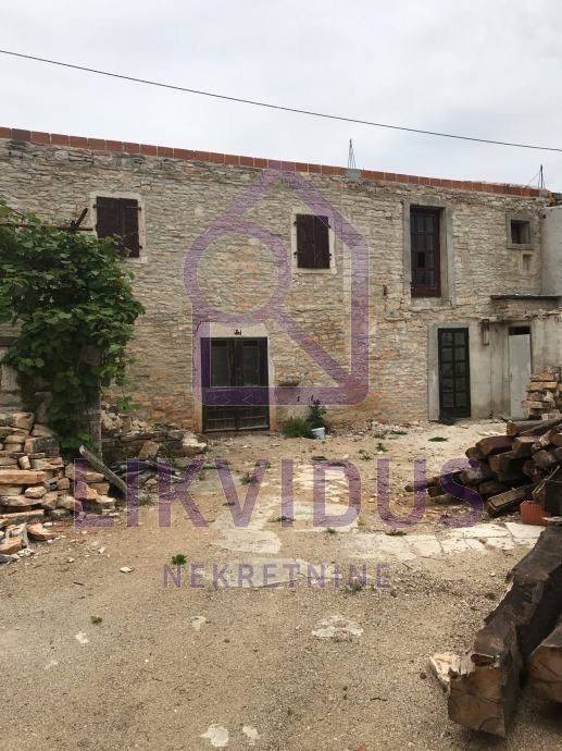 Obiteljska kuća, Prodaja, Kanfanar, Kanfanar
