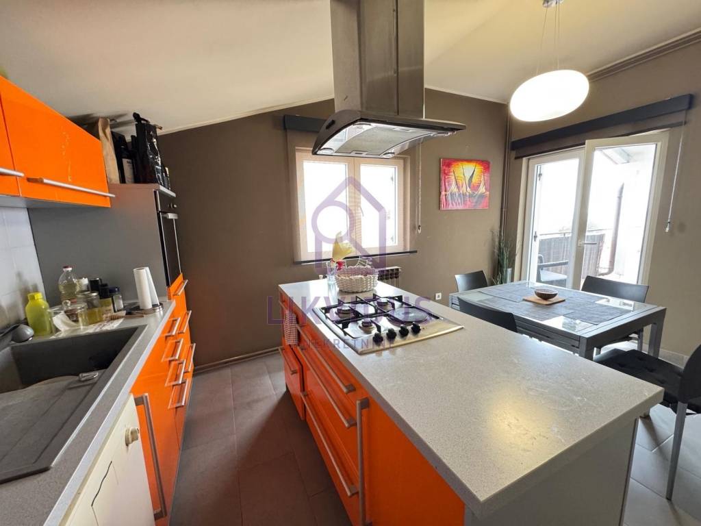 Apartmanska kuća, Prodaja, Medulin, Pješčana Uvala
