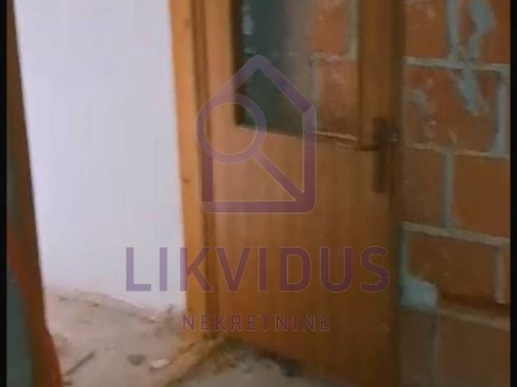 Stan u zgradi, Prodaja, Pula, Pula