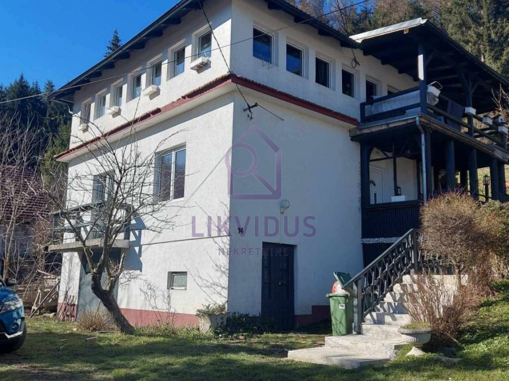 Apartmanska kuća, Prodaja, Vrbovsko, Moravice