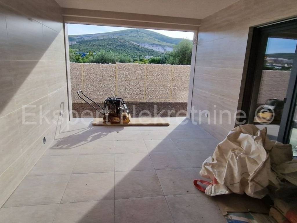 Luksuzna vila, Prodaja, Trogir - Okolica, Plano