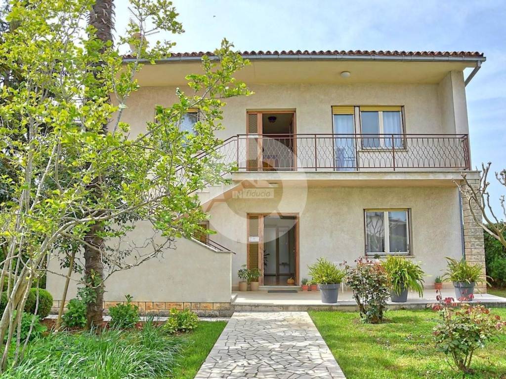 Kuća na moru, Prodaja, Funtana, Funtana
