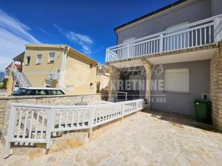 Apartman na moru, Prodaja, Vir, Vir