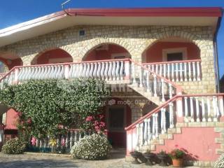 Apartmanska kuća, Prodaja, Vir, Vir