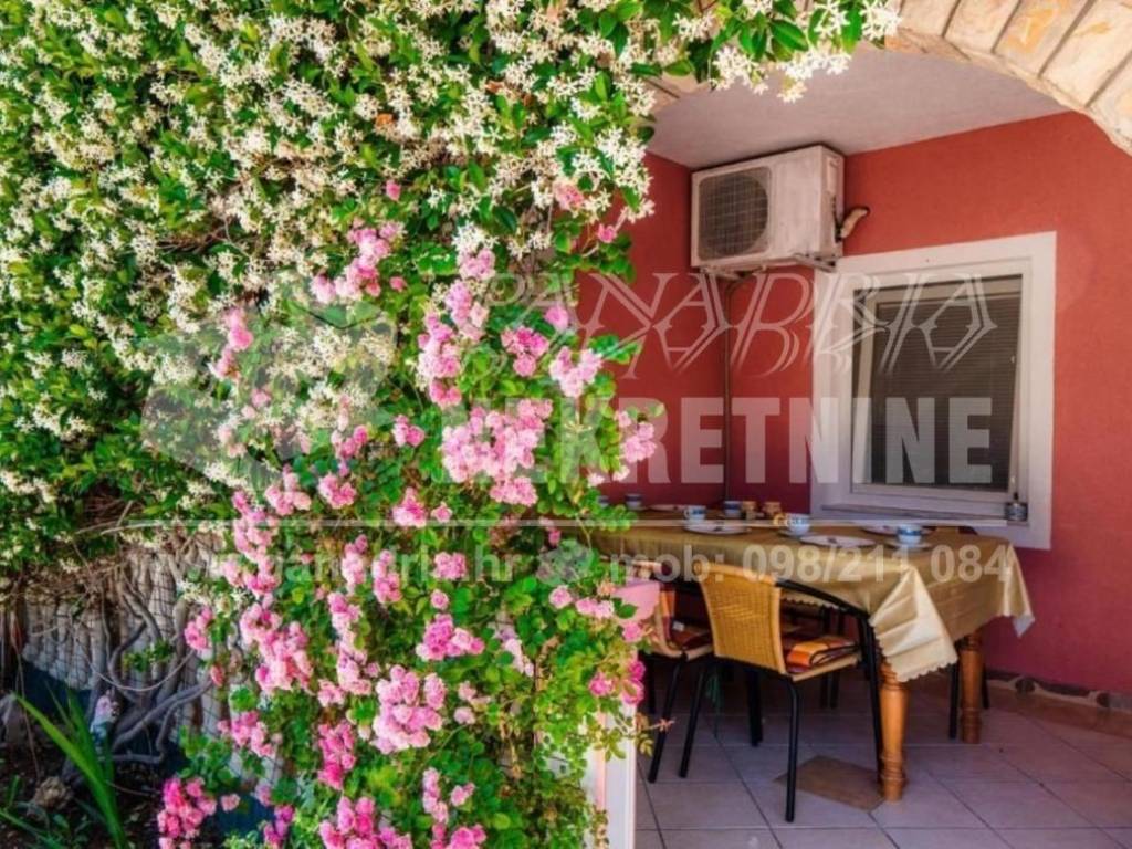 Apartmanska kuća, Prodaja, Vir, Vir