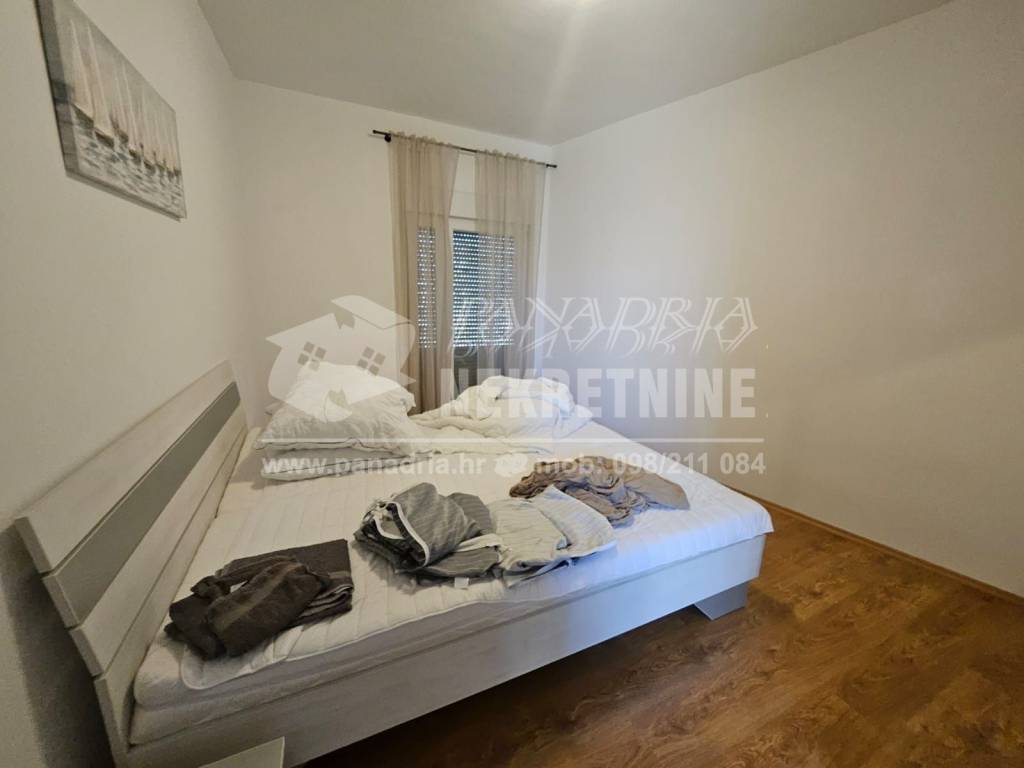 Apartman na moru, Prodaja, Vir, Vir