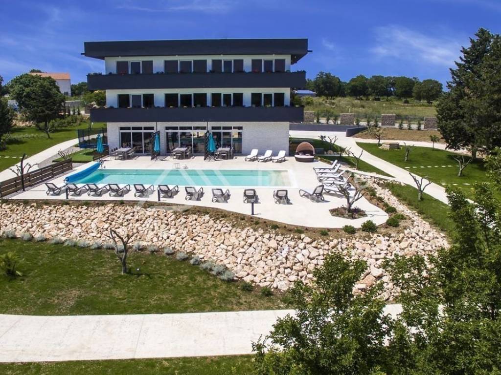 Vila, Prodaja, Nin, Žerava