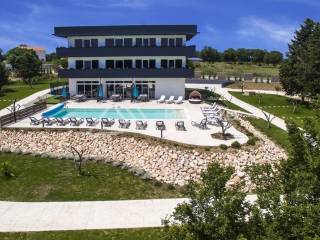 Vila, Prodaja, Nin, Žerava