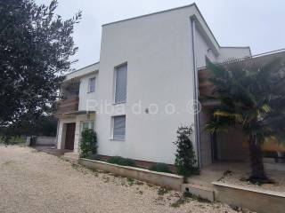 Apartmanska kuća, Prodaja, Sukošan, Sukošan
