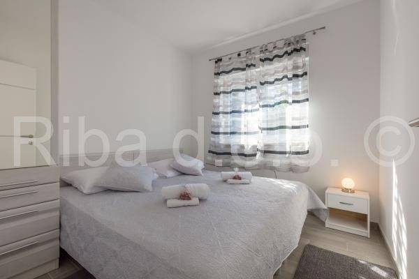 Apartmanska kuća, Prodaja, Rogoznica, Stivašnica