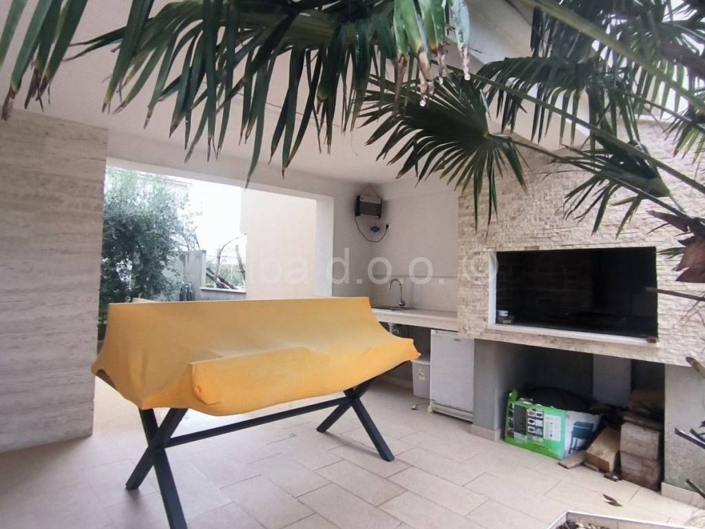 Apartmanska kuća, Prodaja, Sukošan, Sukošan