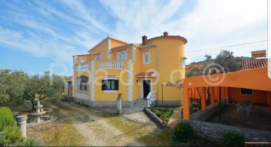 Samostojeća kuća, Prodaja, Preko, Preko
