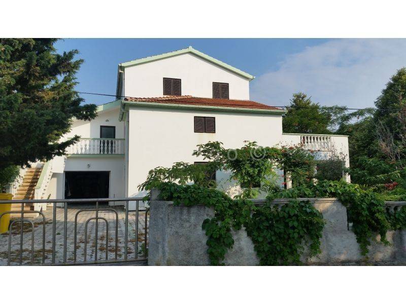 Apartmanska kuća, Prodaja, Nin, Vrsi