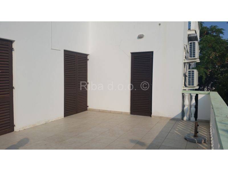 Apartmanska kuća, Prodaja, Nin, Vrsi