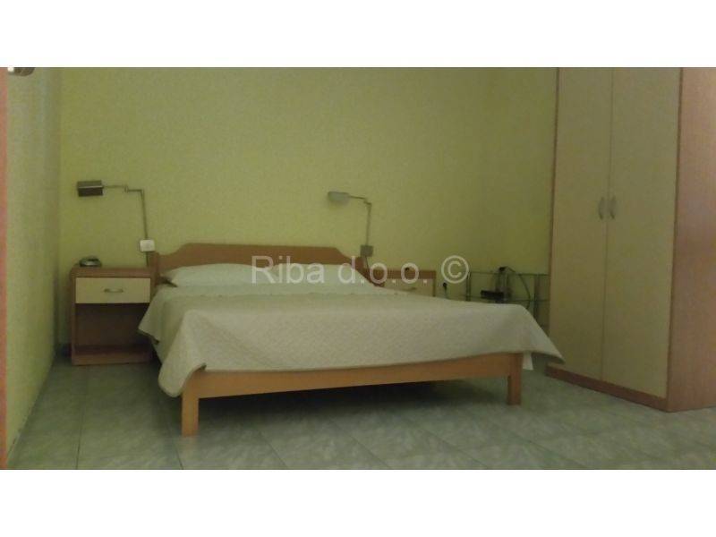 Apartmanska kuća, Prodaja, Nin, Vrsi