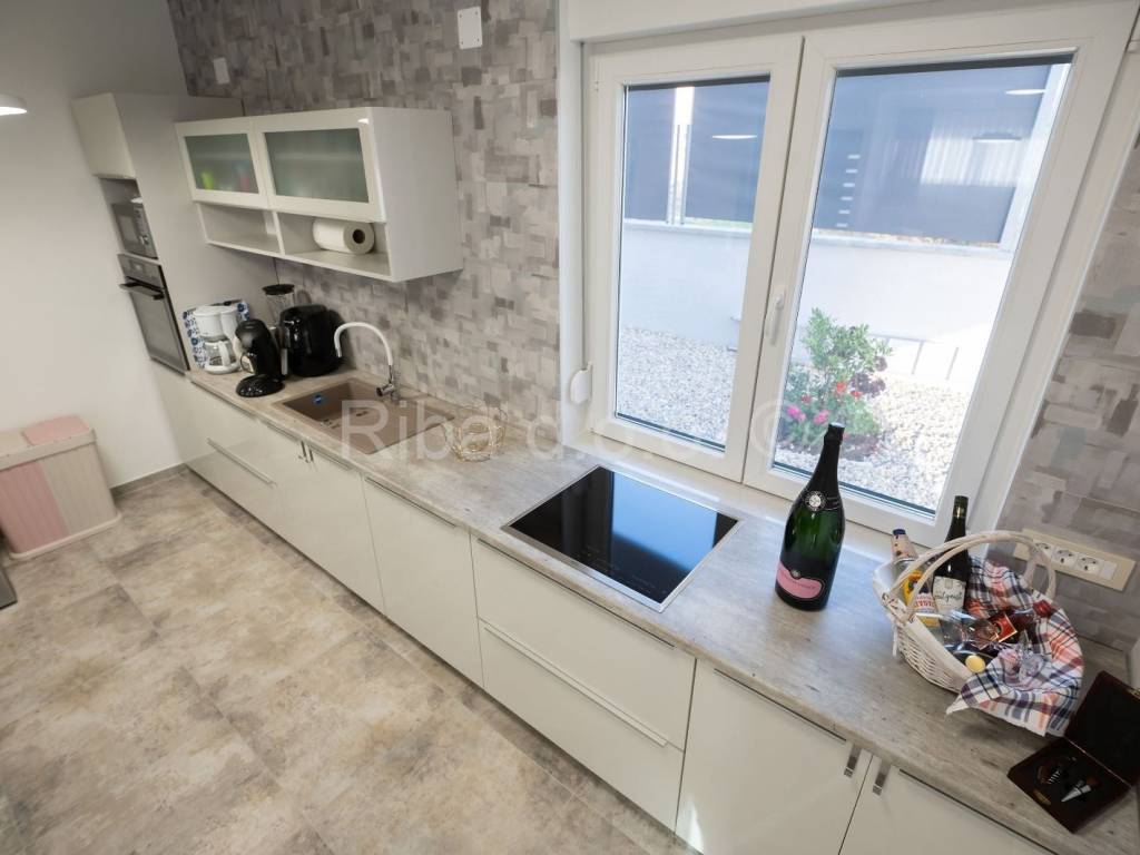 Luksuzna kuća, Prodaja, Sukošan, Sukošan