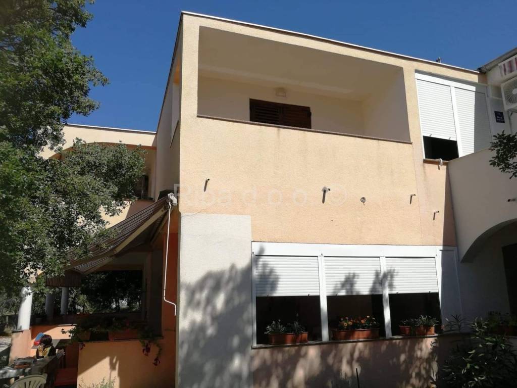 Apartmanska kuća, Prodaja, Starigrad, Tribanj