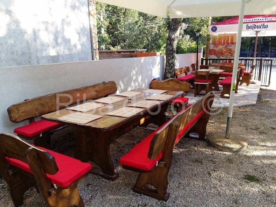 Apartmanska kuća, Prodaja, Starigrad, Tribanj
