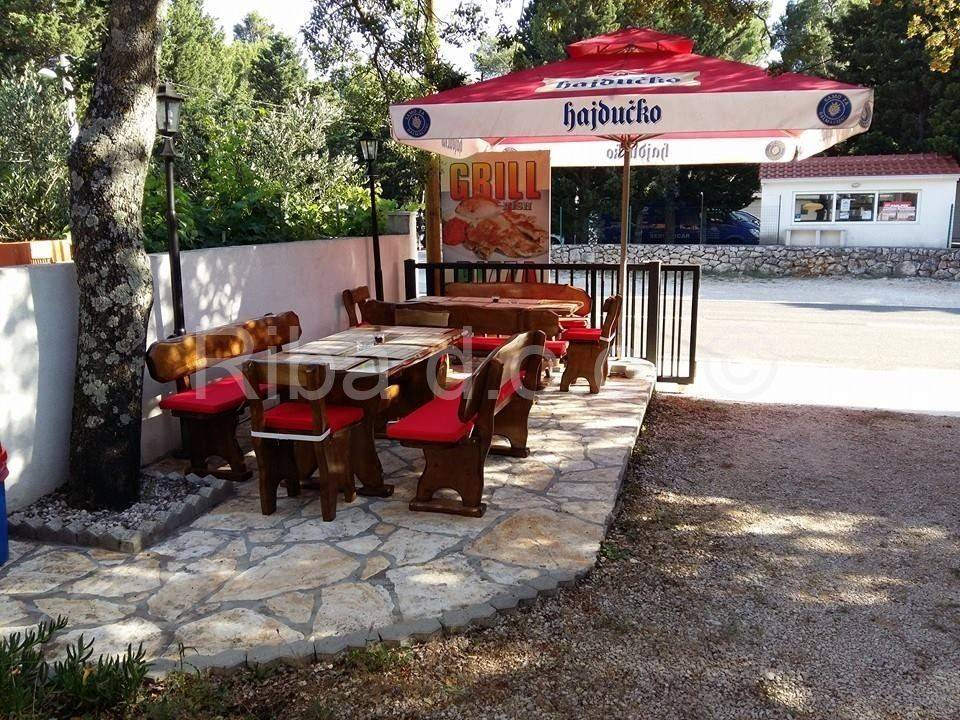 Apartmanska kuća, Prodaja, Starigrad, Tribanj