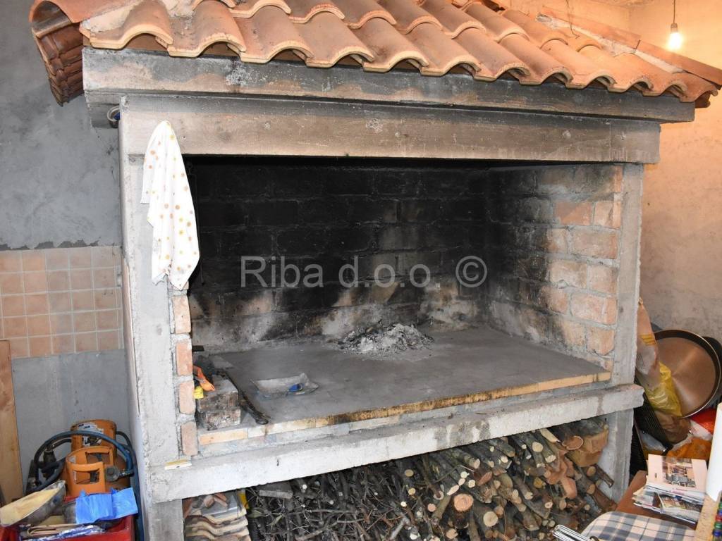 Apartmanska kuća, Prodaja, Preko, Lukoran