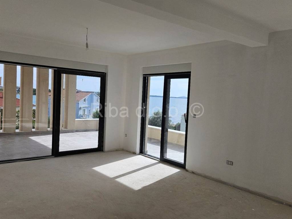 Apartman na moru, Prodaja, Privlaka, Privlaka