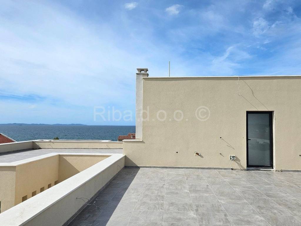 Apartman na moru, Prodaja, Privlaka, Privlaka