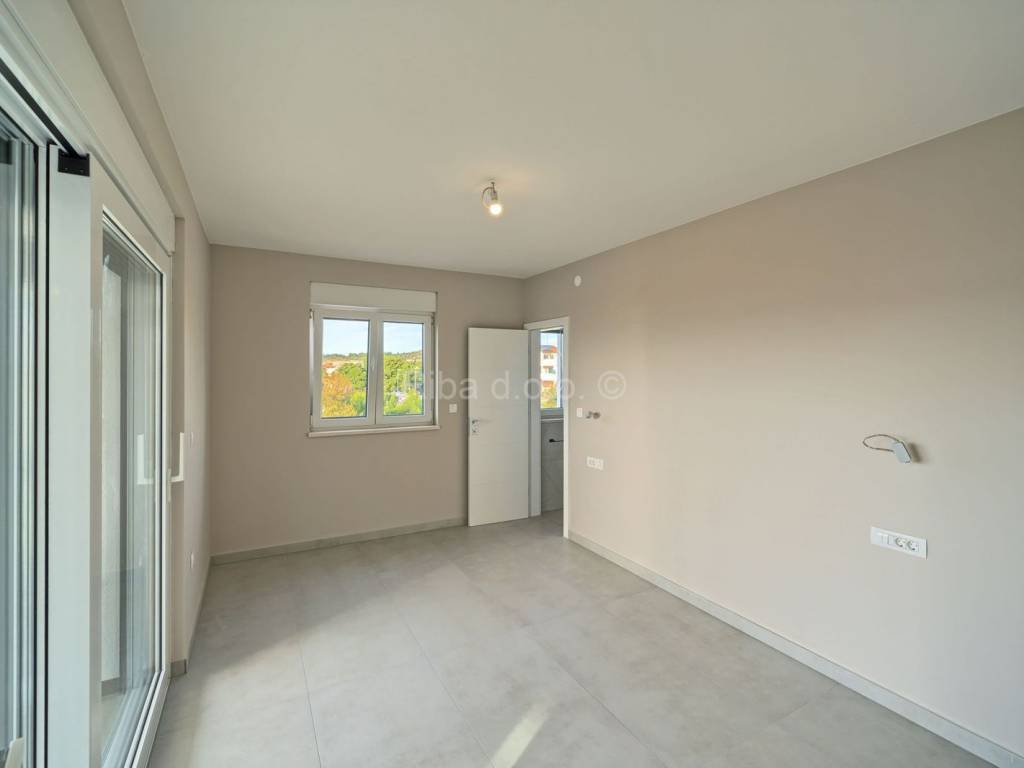 Apartman na moru, Prodaja, Šibenik - Okolica, Brodarica
