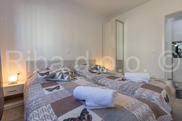 Apartmanska kuća, Prodaja, Rogoznica, Stivašnica