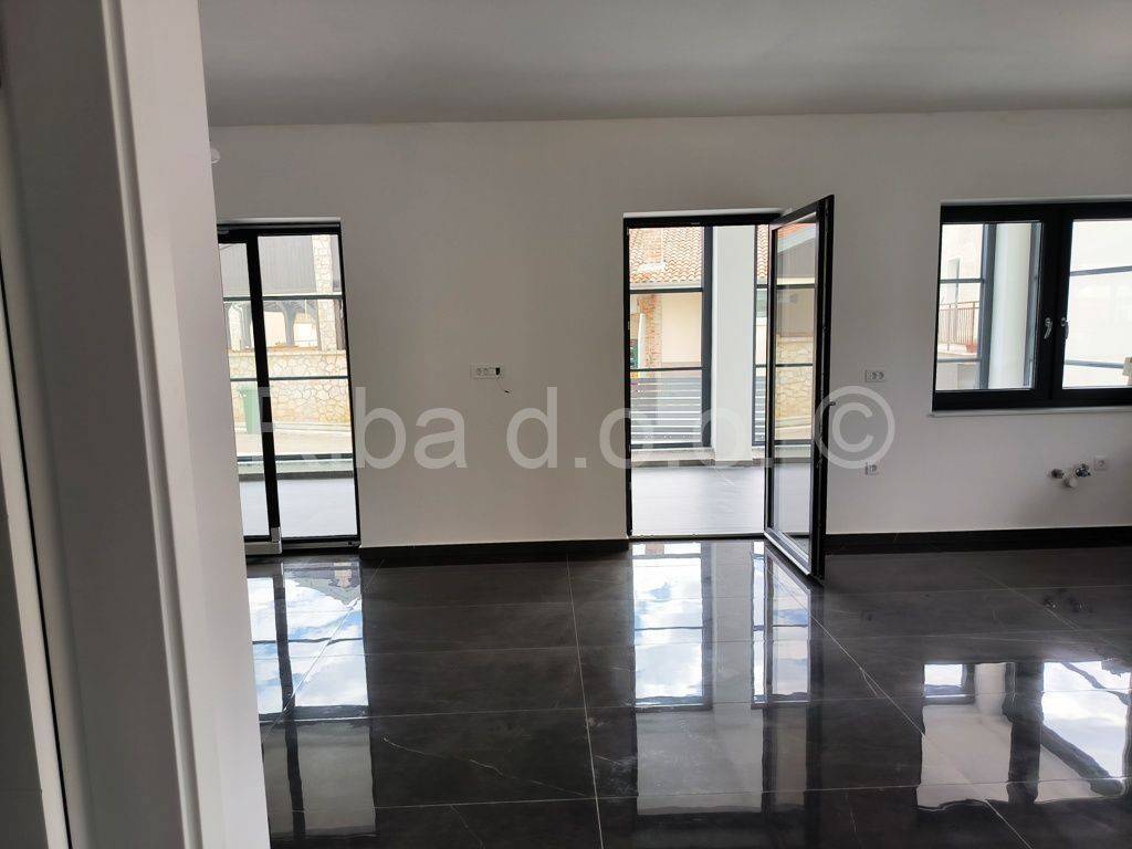 Luksuzni apartman, Prodaja, Tribunj, Tribunj