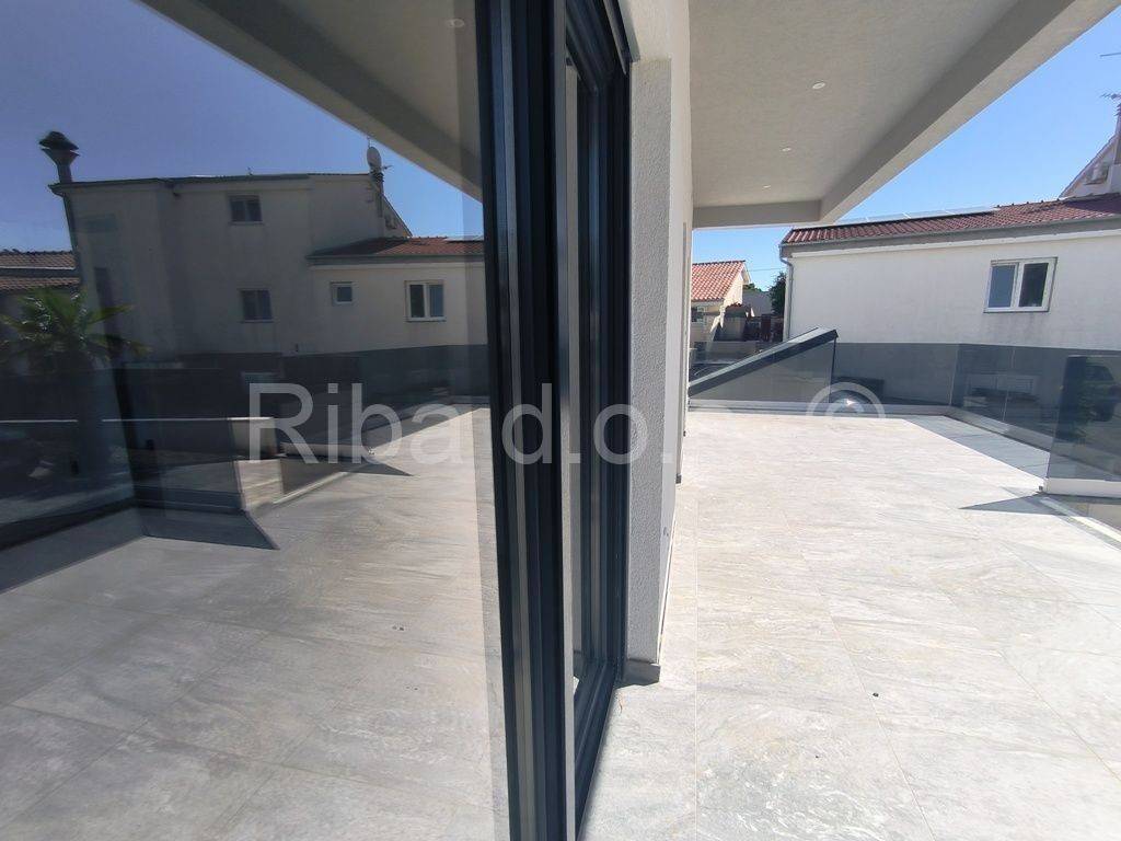 Luksuzni apartman, Prodaja, Tribunj, Tribunj
