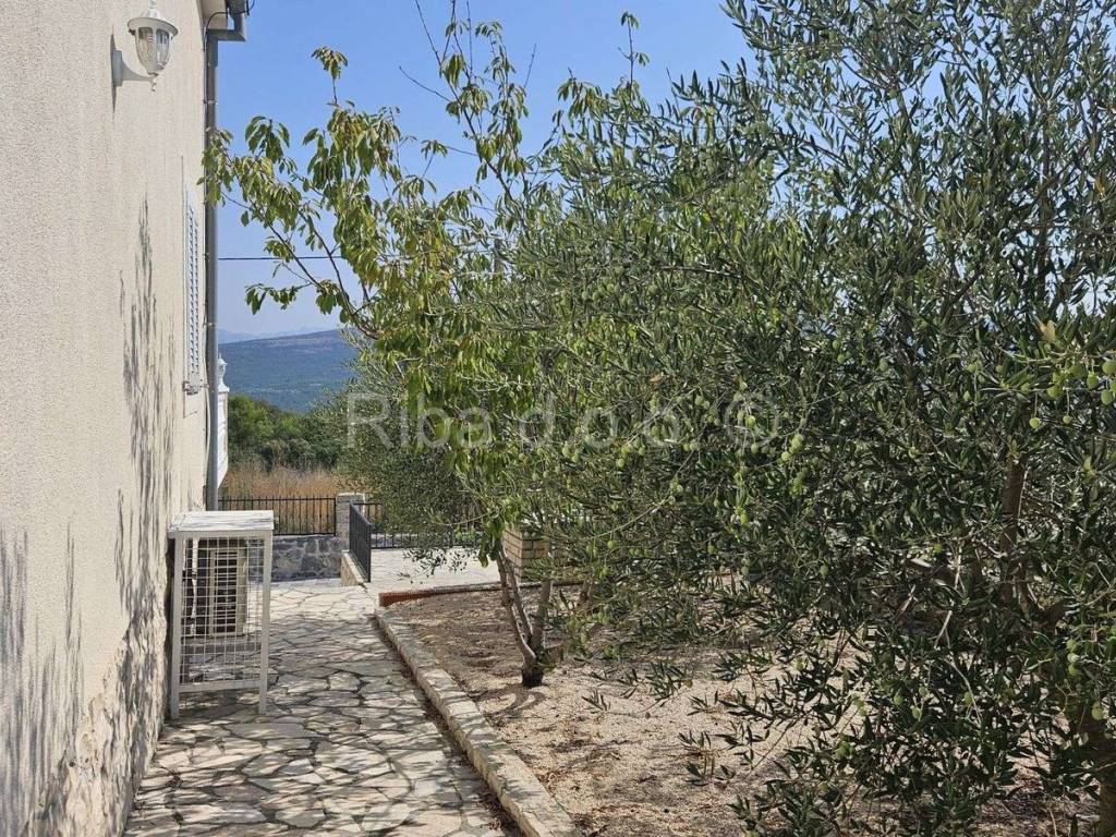 Samostojeća kuća, Prodaja, Novigrad, Pridraga