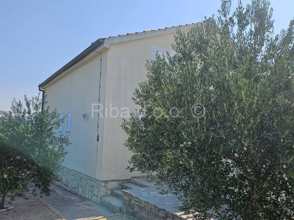 Samostojeća kuća, Prodaja, Novigrad, Pridraga