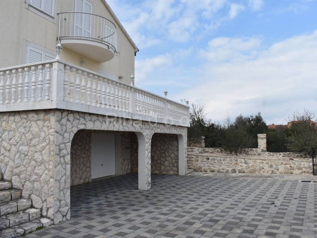 Samostojeća kuća, Prodaja, Novigrad, Pridraga