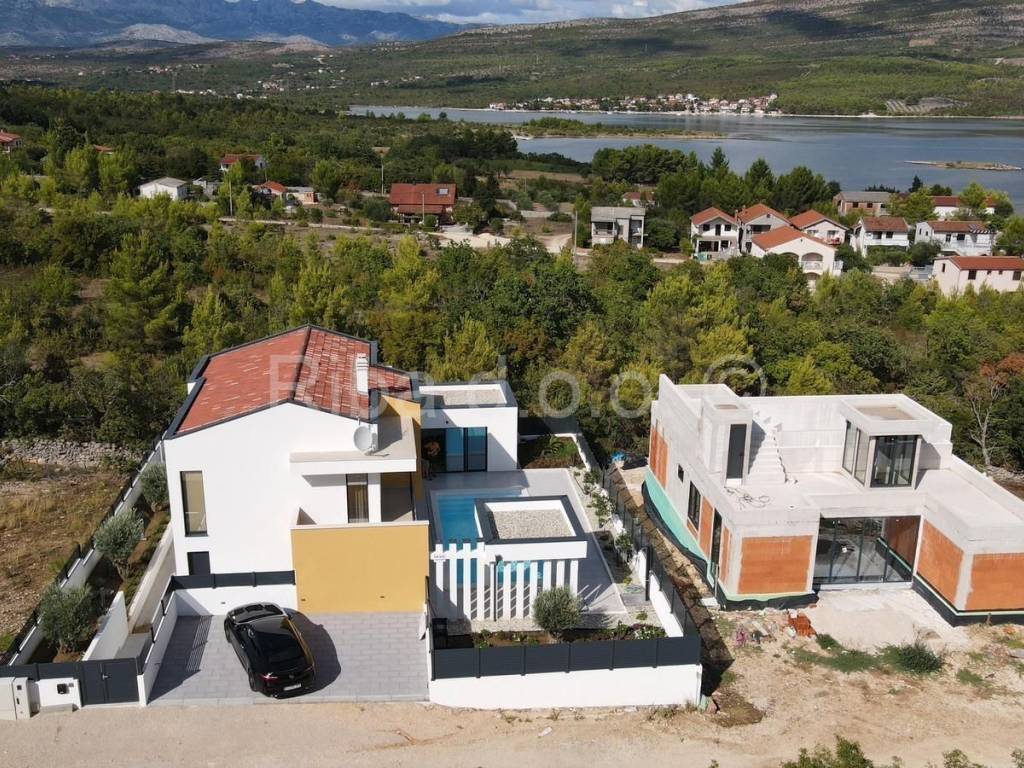 Obiteljska kuća, Prodaja, Novigrad, Pridraga