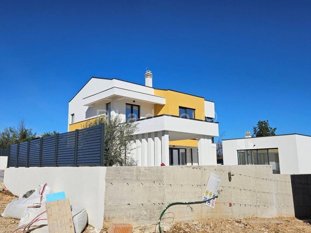 Obiteljska kuća, Prodaja, Novigrad, Pridraga