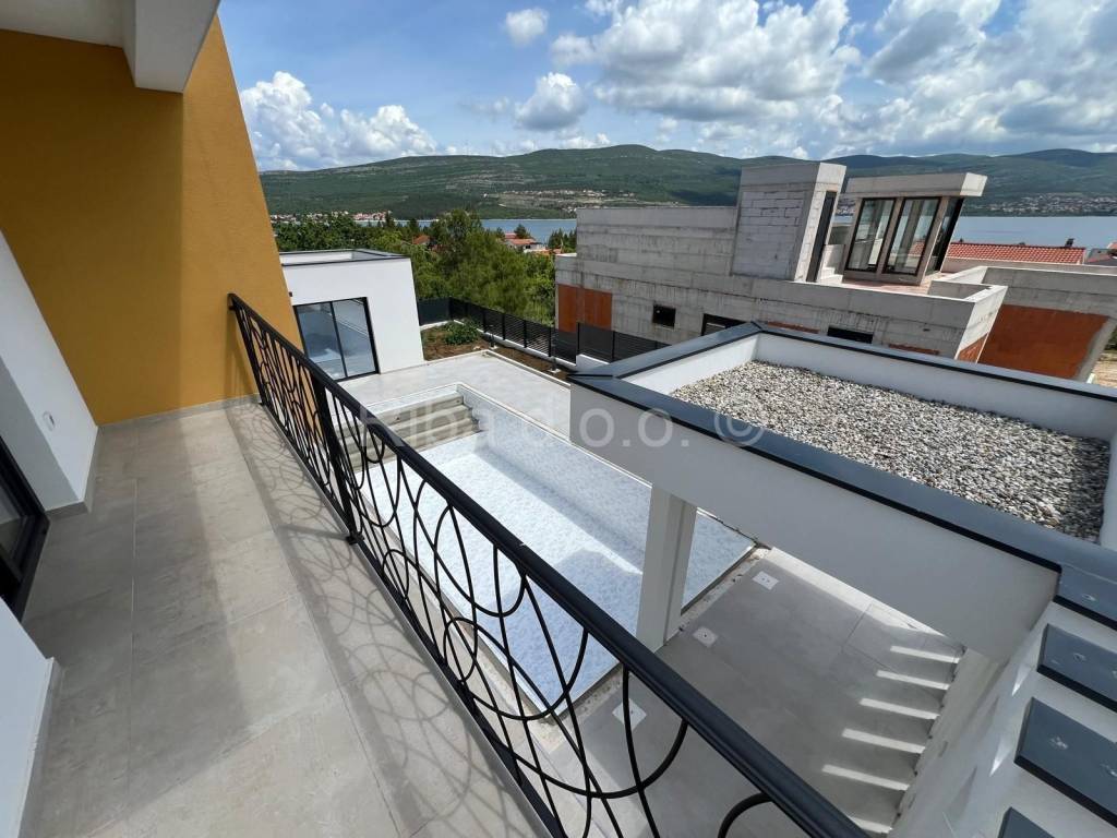 Obiteljska kuća, Prodaja, Novigrad, Pridraga