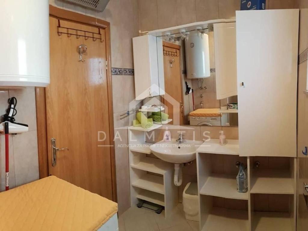 Stan u zgradi, Prodaja, Šibenik - Okolica, Podsolarsko