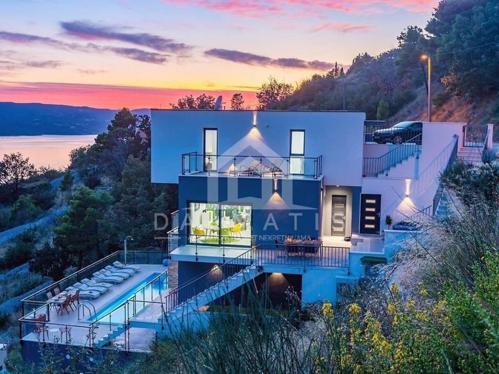 Vila, Prodaja, Omiš, Omiš