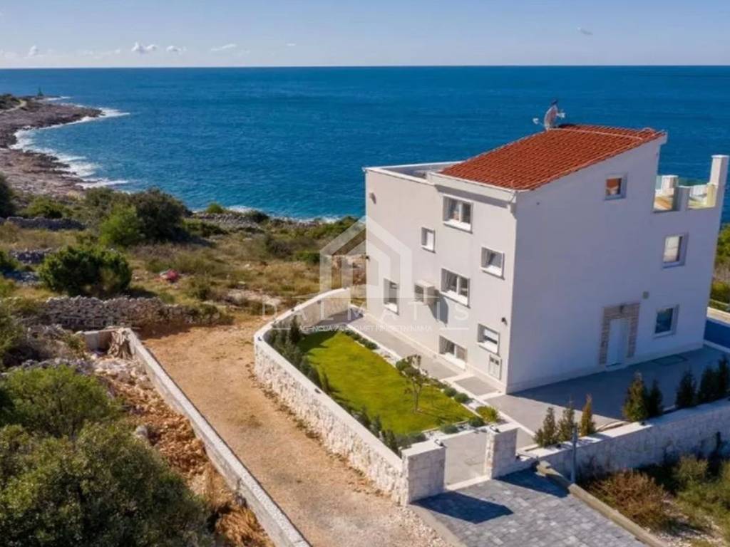 Vila, Prodaja, Rogoznica, Rogoznica