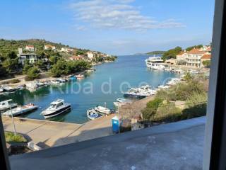Vila, Prodaja, Rogoznica, Ražanj