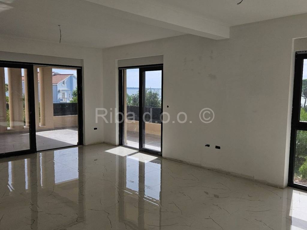 Apartman na moru, Prodaja, Privlaka, Privlaka