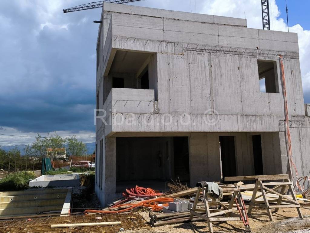 Dvojna kuća, Prodaja, Privlaka, Privlaka