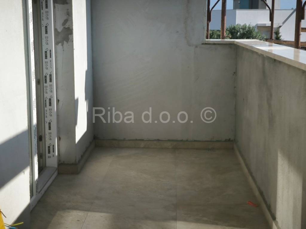 Luksuzni apartman, Prodaja, Vir, Vir