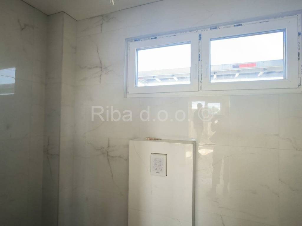 Luksuzni apartman, Prodaja, Vir, Vir