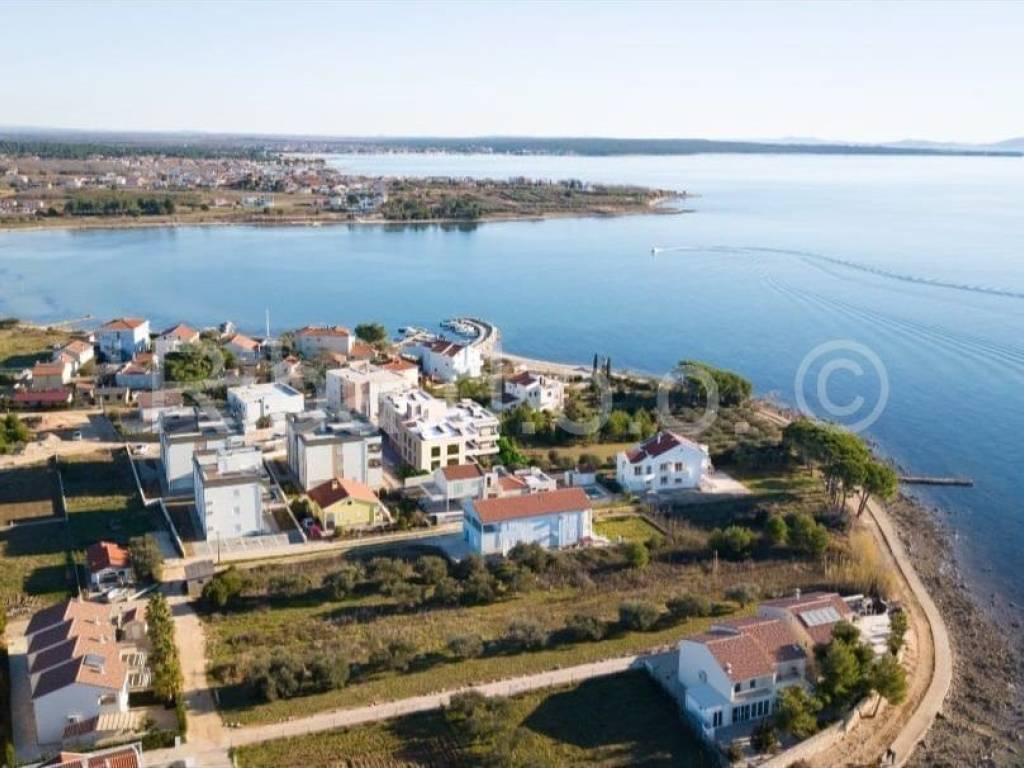 Apartman na moru, Prodaja, Privlaka, Privlaka