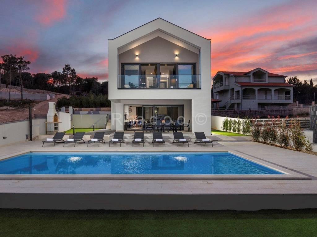 Luksuzna vila, Prodaja, Novigrad, Pridraga