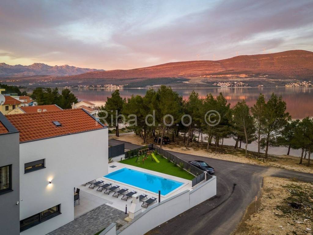 Luksuzna vila, Prodaja, Novigrad, Pridraga