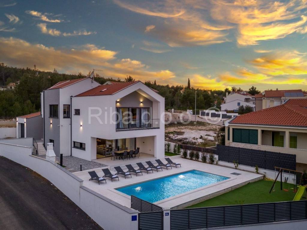 Luksuzna vila, Prodaja, Novigrad, Pridraga